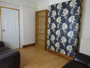 Photo 7- click for photo gallery